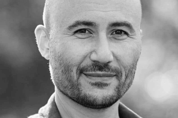 علامة تدل على إنخفاض هرمون التستوستيرون لدى الرجال